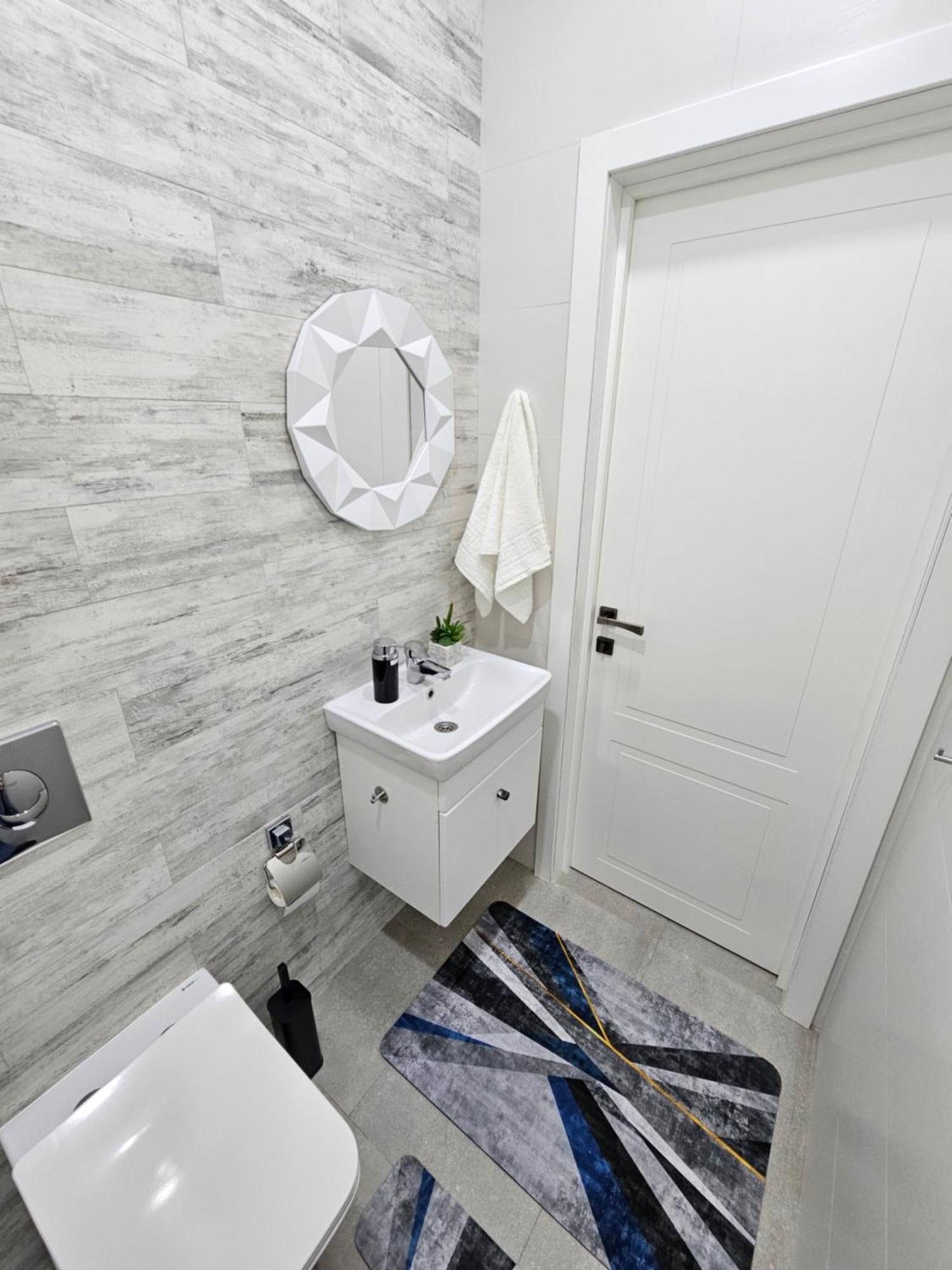 3 Room Gagarin Park Residential Complex Near Mega Shopping Mall Almaty Extérieur photo